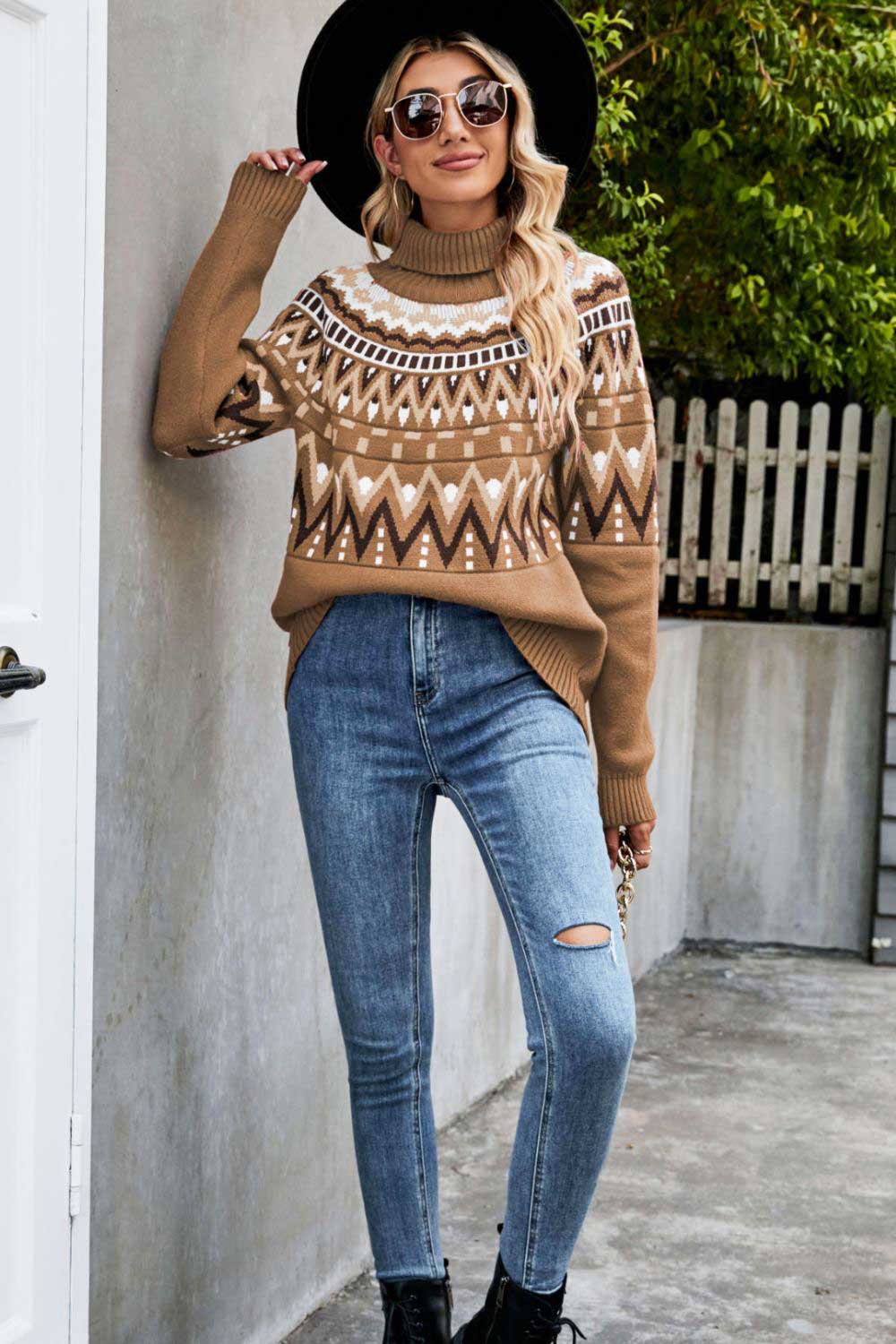 Colorful Trend Chevron Turtleneck Ribbed Trim Sweater