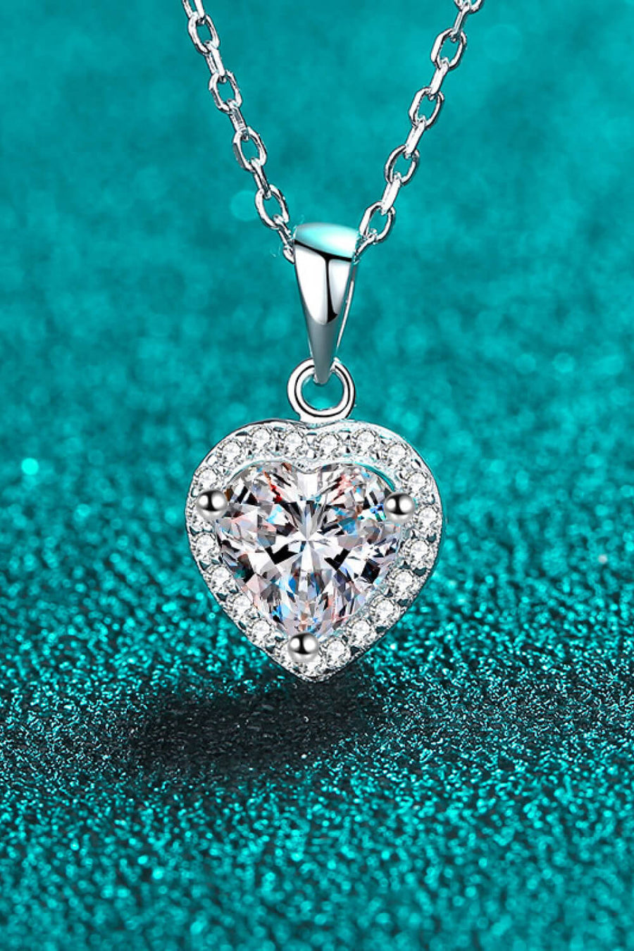 Shining Love 1 Carat Moissanite Pendant Chain Necklace