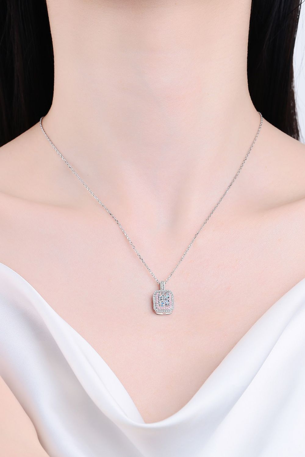 Geometric Pendant 1 Carat Moissanite Chain Necklace