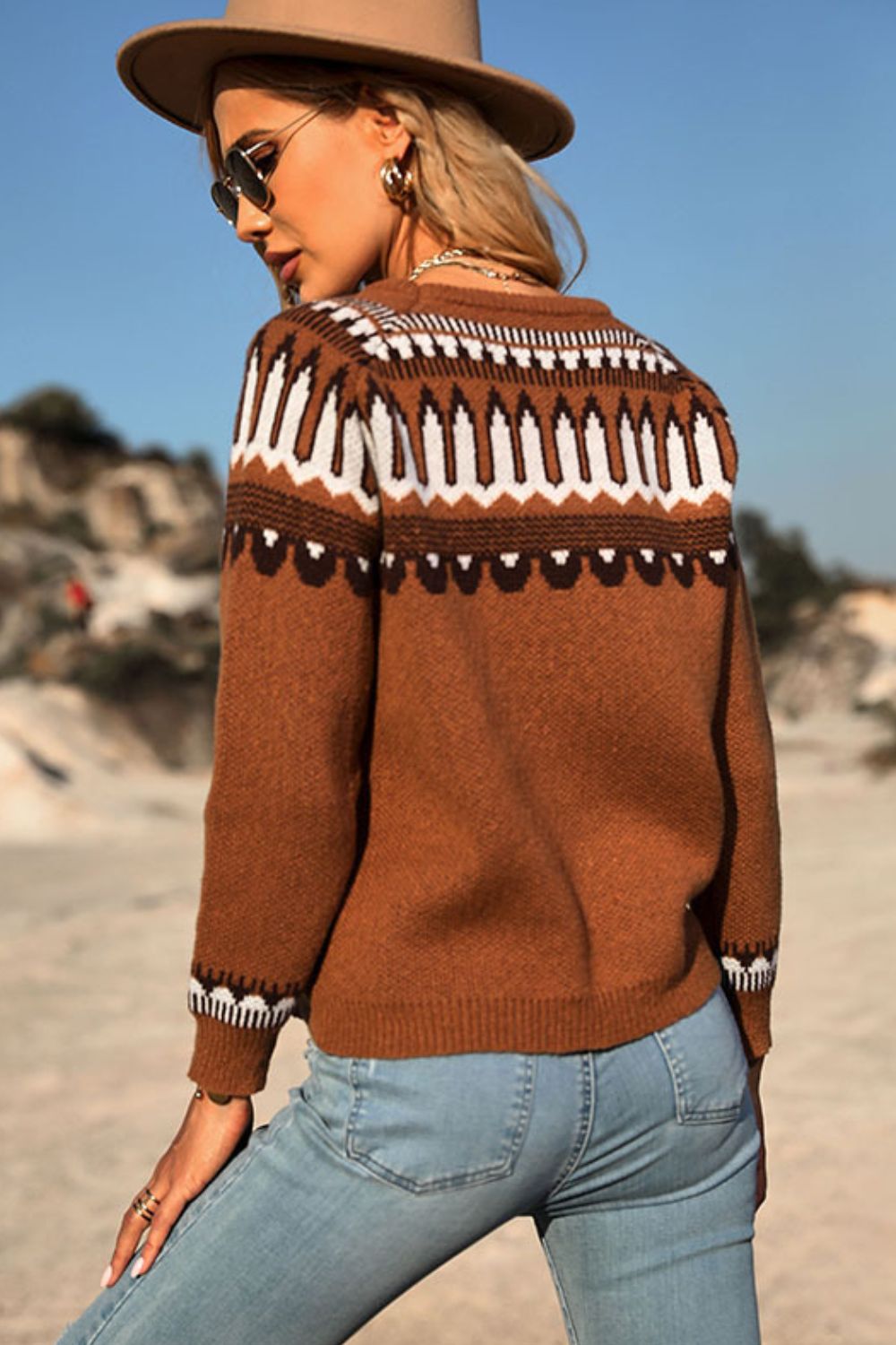 Sweet and Casual Patterned Round Neck Sweater