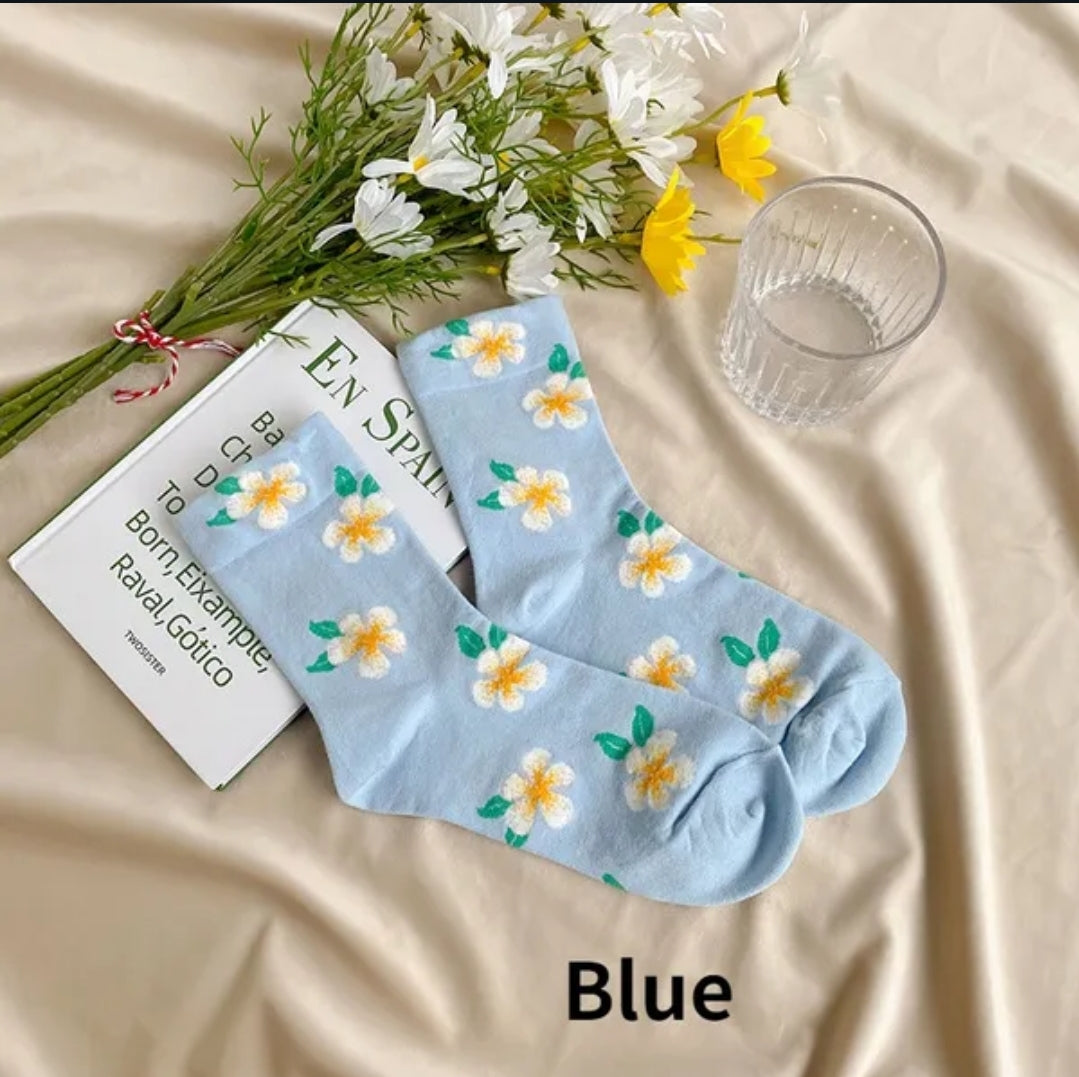One Pair of Botanical Garden Floral Socks