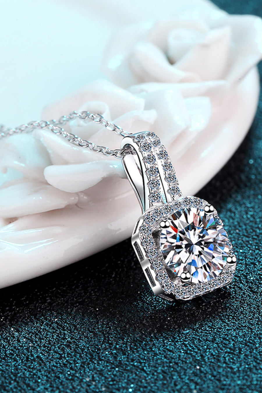 Special One 1 Carat Moissanite Necklace